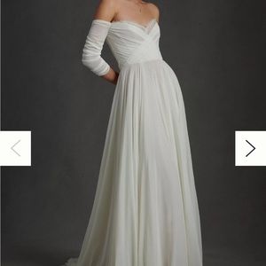 ISO Wtoo by Watters Miles V-Neck Ruched-Sleeve Mesh Wedding Gown size 8, 10, 12